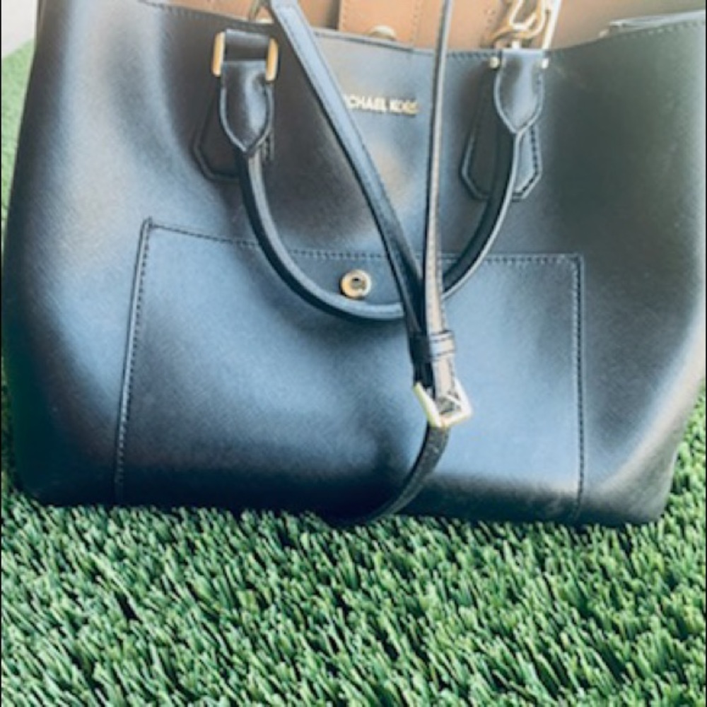 Black Michael Kors Purse